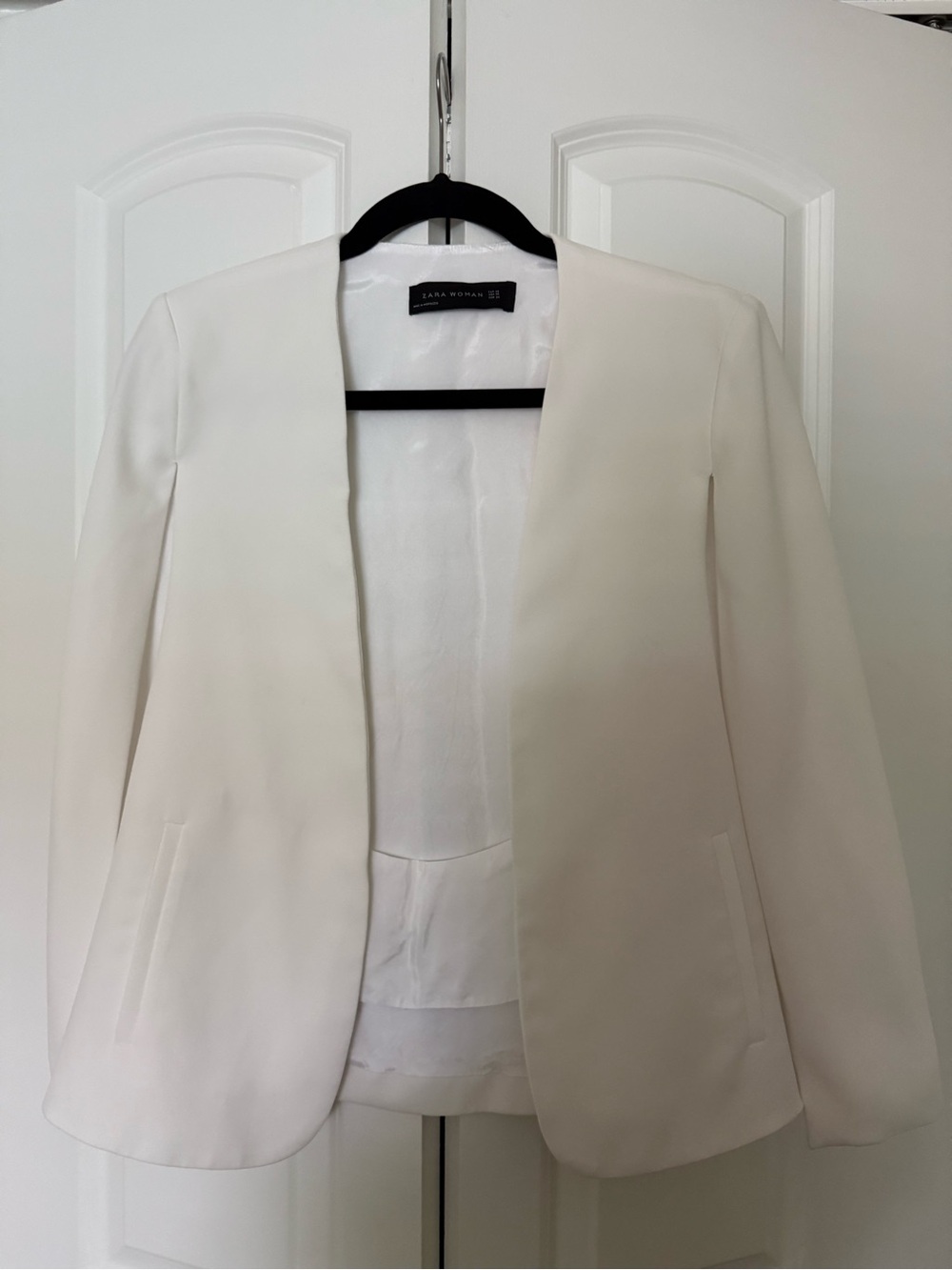 Zara White Open-Front Blazer/Cape